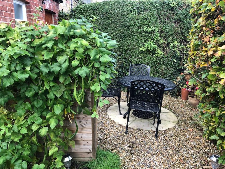 Hideaway Between Coast And Moors In A Beautiful Village Apartment Sleights Extérieur photo